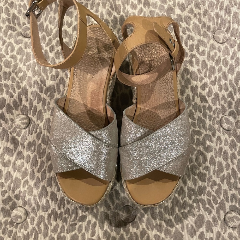 Seychelles Much Publicized Platform metallic sandals